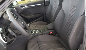 Audi A3 Sportback 30 TDI Sport completo