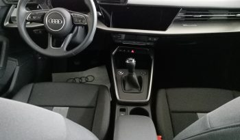 Audi A3 30 TFSI completo