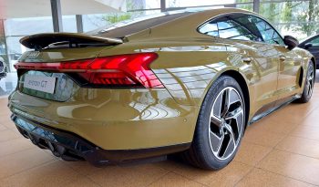 Audi e-tron GT completo